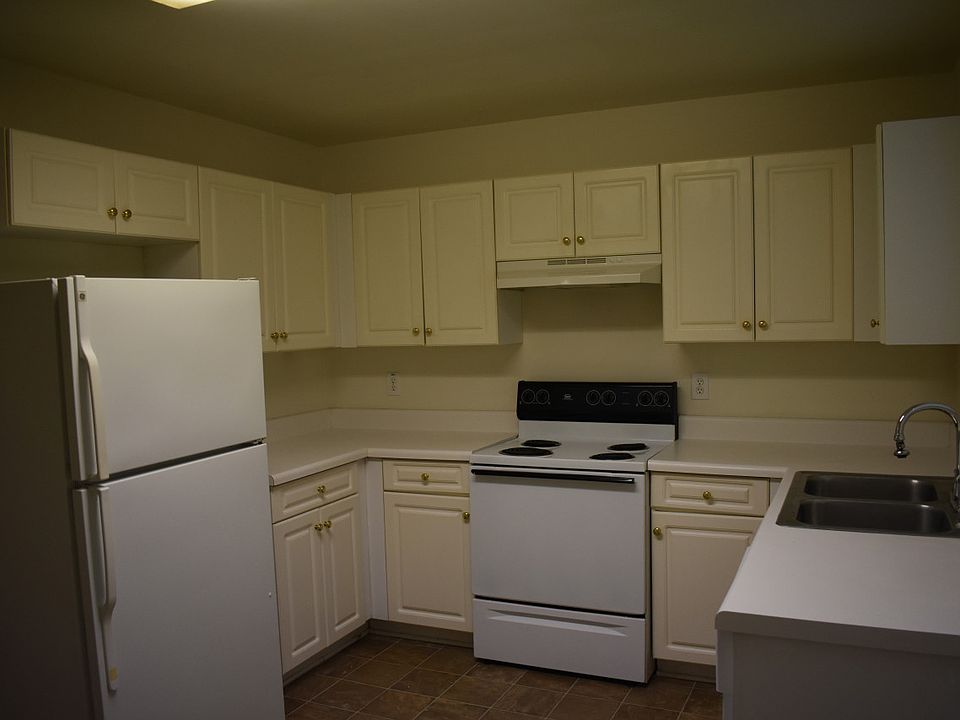 2nd image of 117 Lilli Ln
