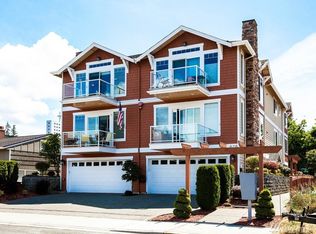 626 Glen St APT 302, Edmonds, WA 98020
