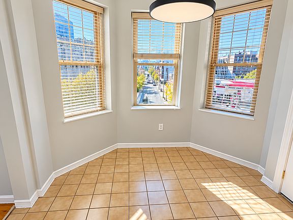 5th image of 394 Riverway APT 10