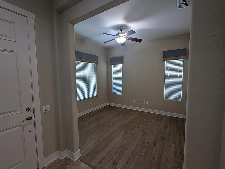 2678 Kingfisher Ln — Photo 6