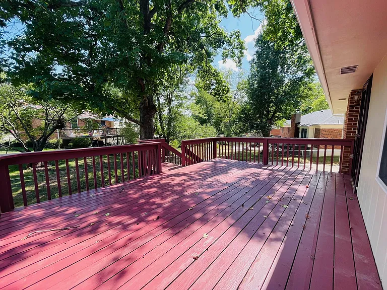 820 Southern Air Dr — Photo 5