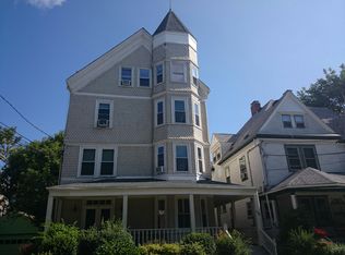 195 Davis Ave APT 4, Brookline, MA 02445