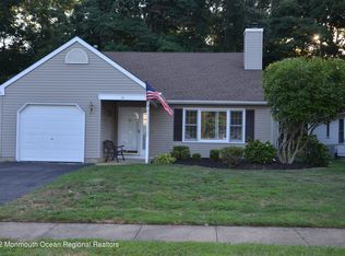 10 Mallard Dr, Brick, NJ 08724