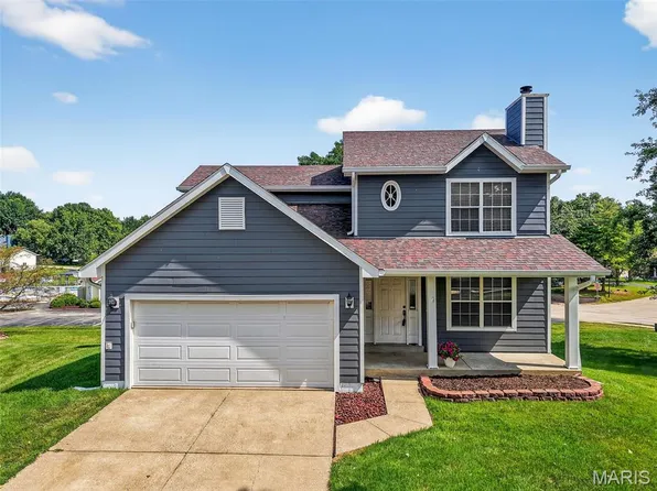 10 Rustic Creek Ct, Saint Peters, MO 63376