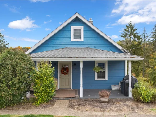 2065 Brodhead Rd, Aliquippa, PA 15001