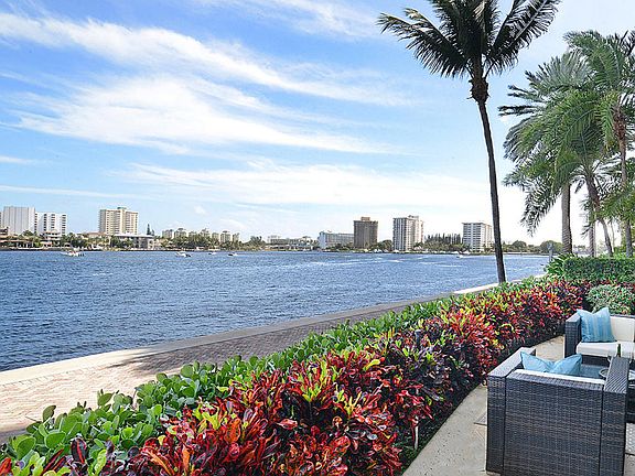 Home For Sale In Mizner Grand