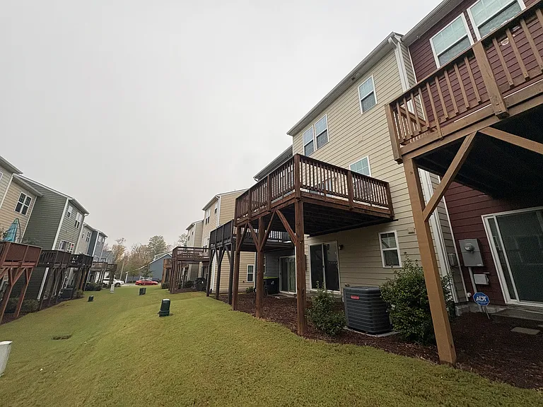 218 Brier Summit Pl — Photo 26