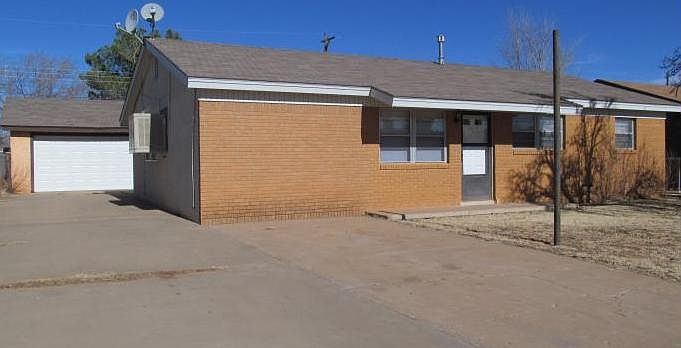 1st image of 316 Circle Dr