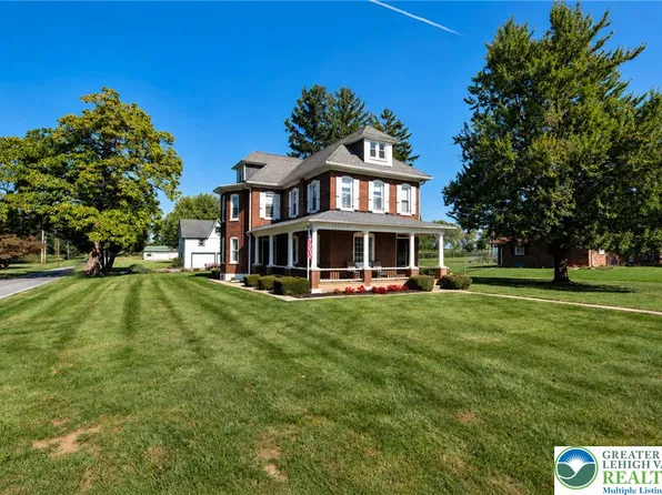 5 Bowers Rd, Reading, PA 19605