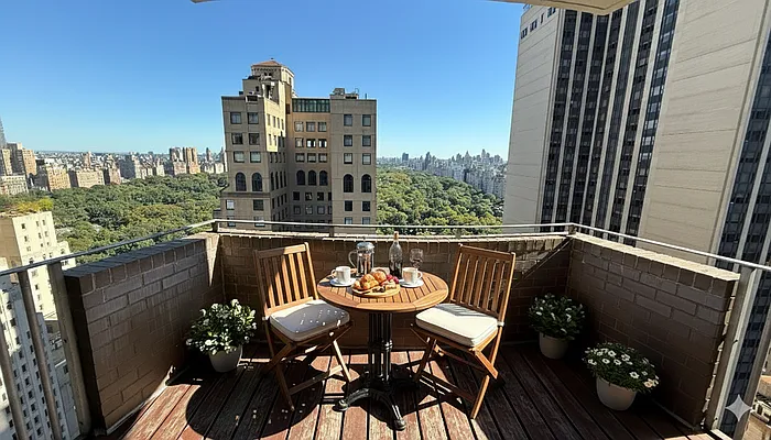 58 West 58th Street #33A in Midtown, Manhattan | StreetEasy
