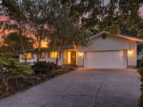 2nd image of 605 NW 98th St