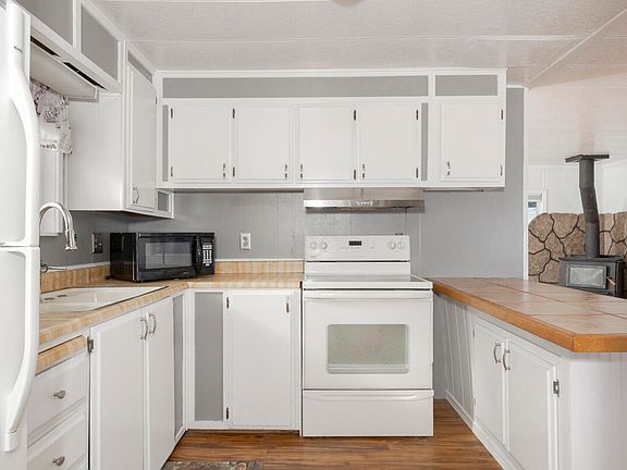 3rd image of 537 Thompson Creek Rd #43