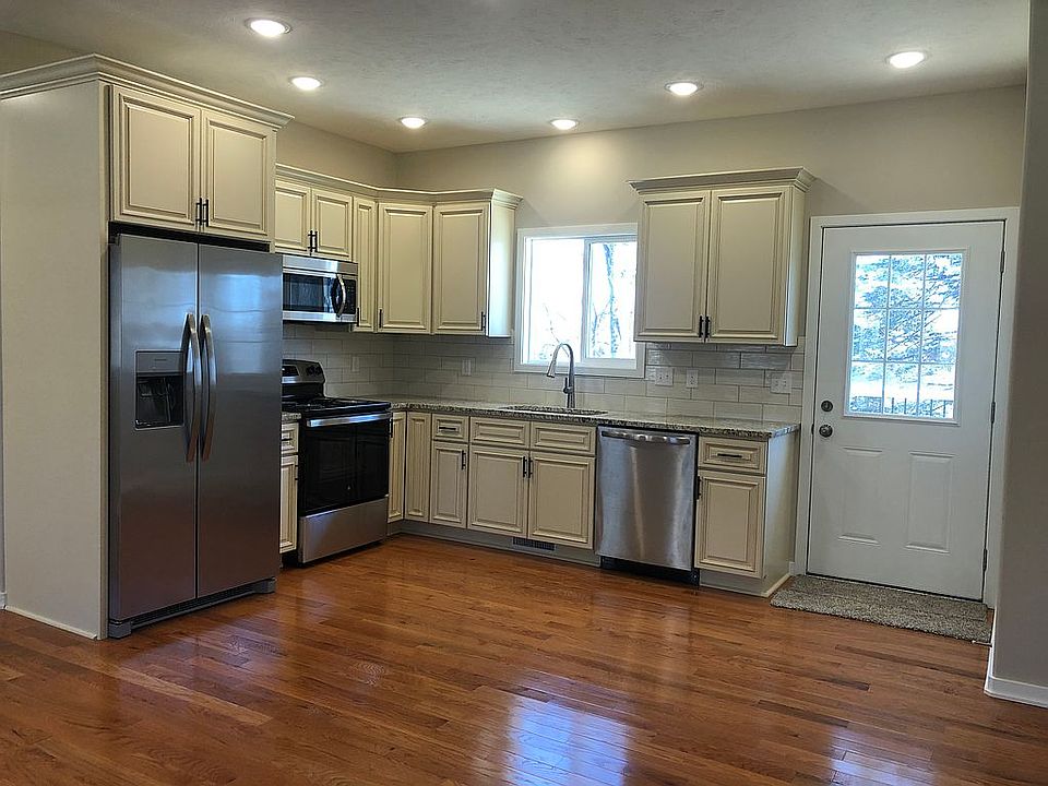 1st image of 123 N 17th St