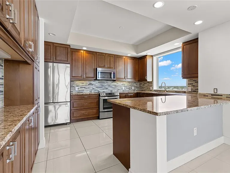 1325 Snell Isle Blvd NE #812 — Photo 9