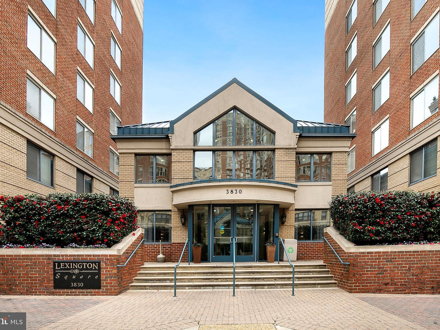 A closer look at Penthouse Options Arlington Heights