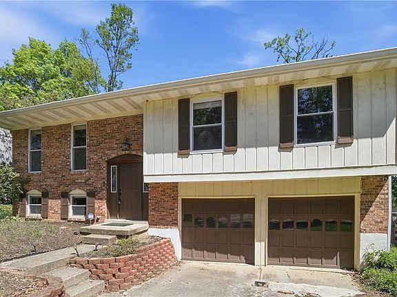3rd image of 6570 Knottypine Dr