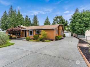 329 205th St SW, Lynnwood, WA 98036