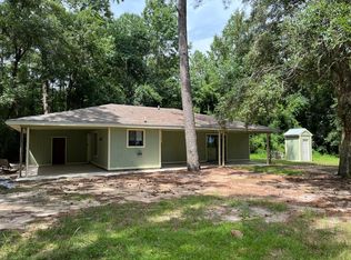 35 Bay Breeze Dr, Freeport, FL 32439