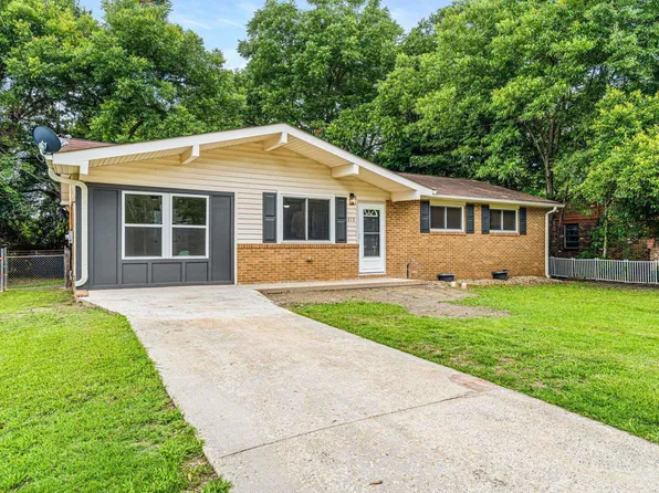 212 Palomino Ln, Warner Robins, GA 31088