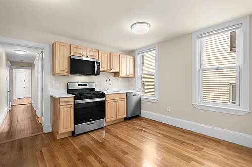 33 Browning Ave #2 Photo 1