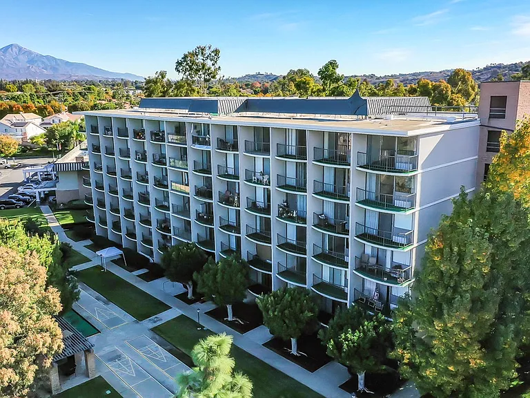 West Park Senior Living - Active Adult Living — Photo 8