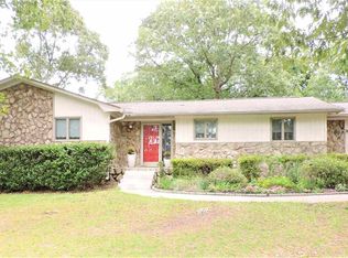 214 Horseshoe Dr, Warner Robins, GA 31093