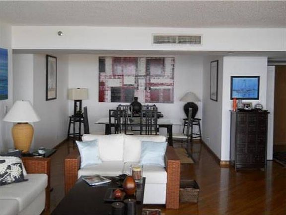 2nd image of 1000 Island Blvd #1202