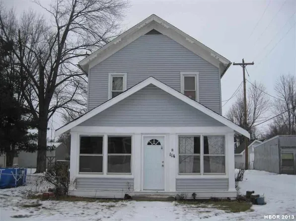 114 W North St, Wayne, OH 43466