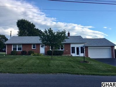 4915 Sunset Dr, Harrisburg, PA, 17112