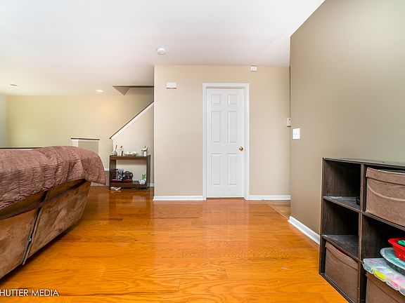4th image of 2577 Canyon Dr Unit 2577