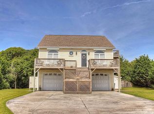 203 Old Cove Rd, Emerald Isle, NC 28594