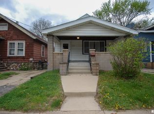 1019 E McClure Ave, Peoria, IL