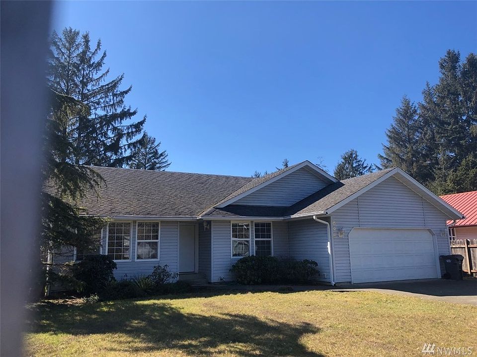 1st image of 895 Catala Ave SE