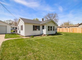 271 S 7th St NE, Cedar Springs, MI 49319