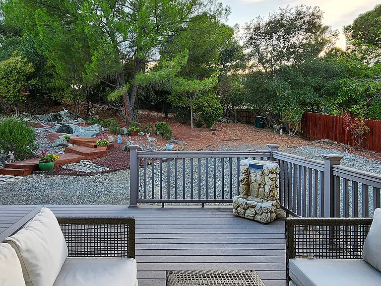 3556 Mesa Verdes Dr — Photo 10