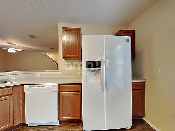 3rd image of 11241 Running Pine Dr