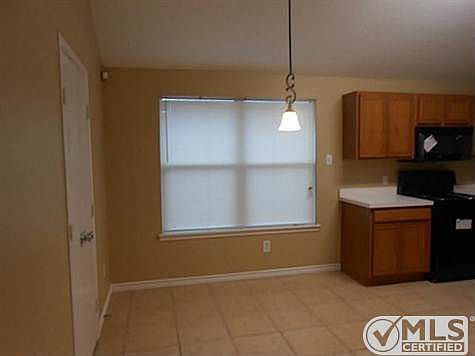 3rd image of 517 Prairie Gulch Dr