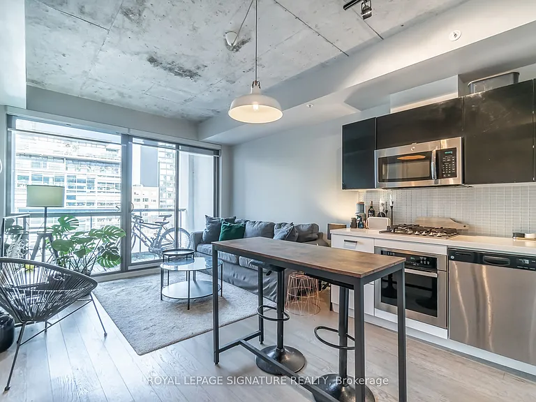 39 Brant St #603 — Photo 9