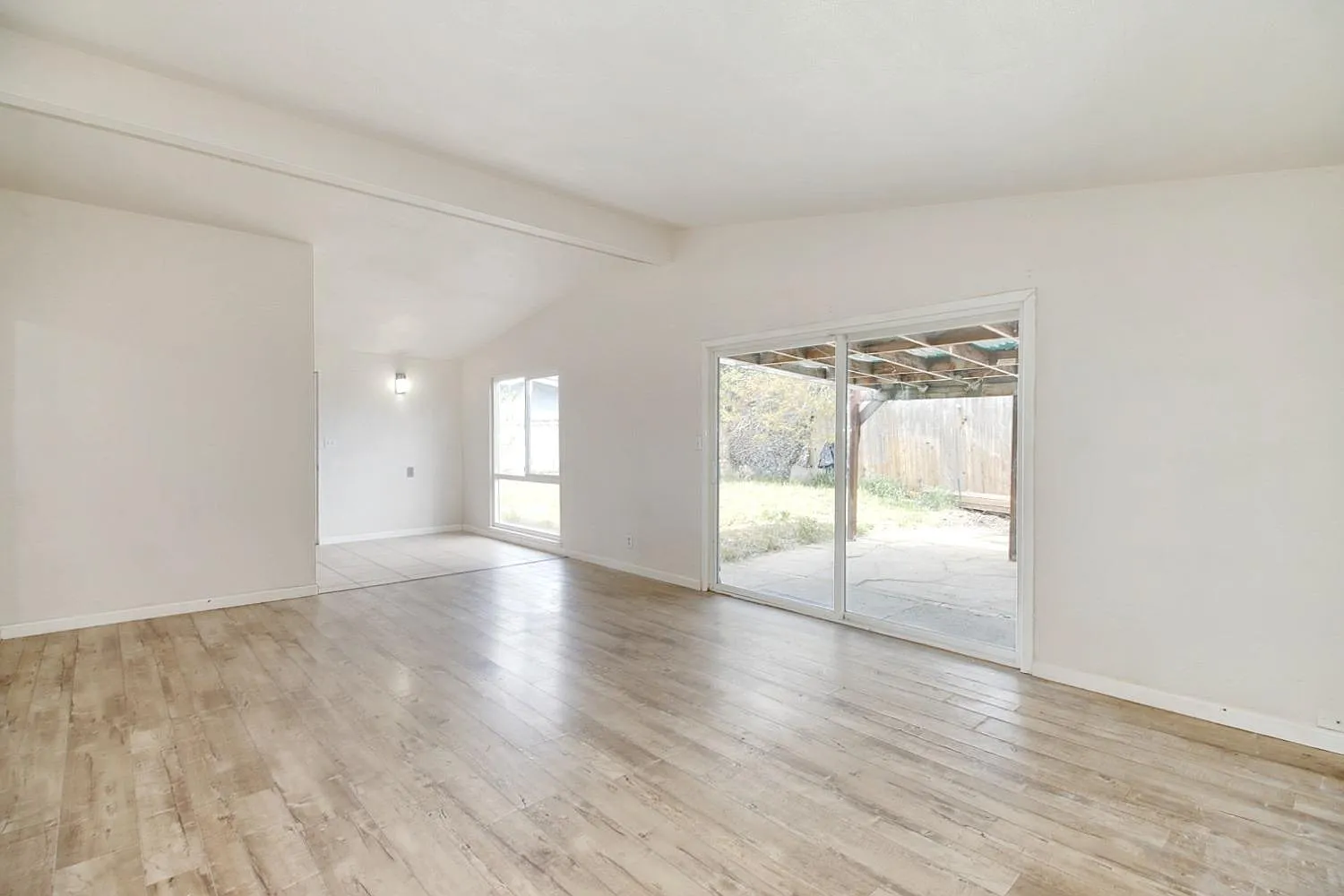 6456 Channing Dr photo 1