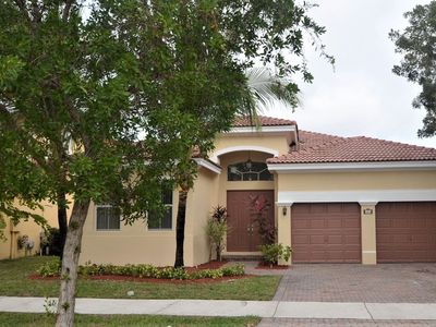 8865 NW 178th St, Hialeah, FL, 33018