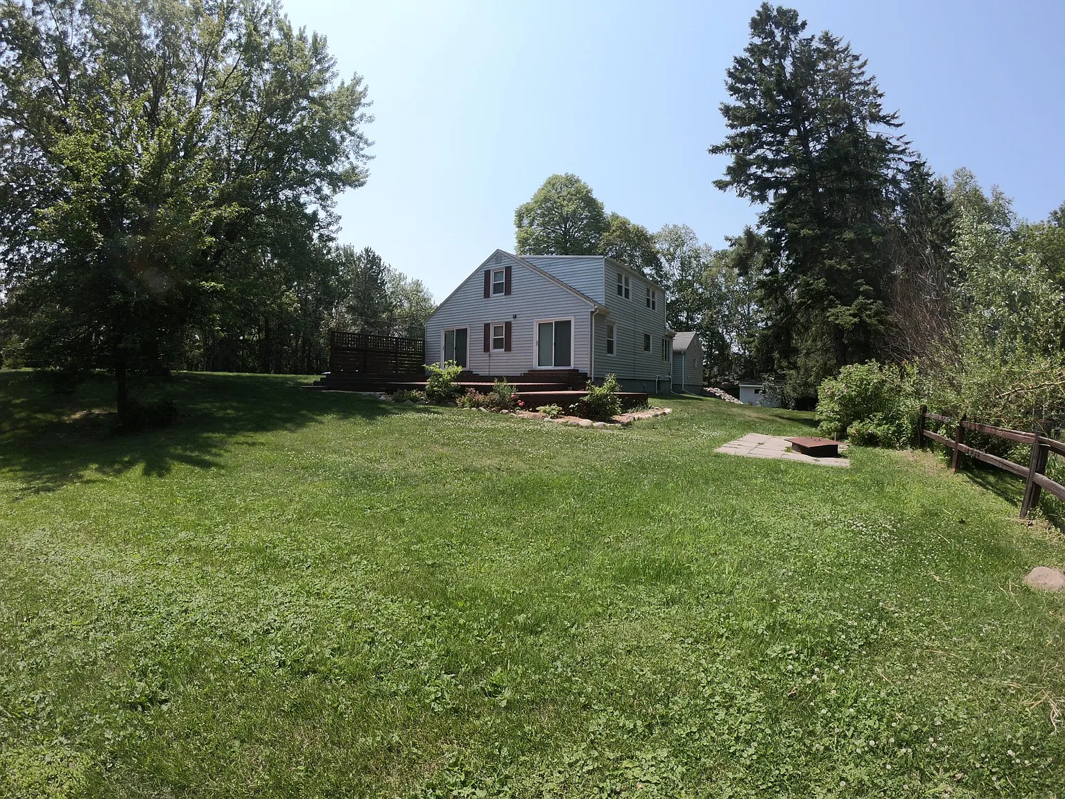 3 bed, 1732 sqft, $2,950 — Photo 4