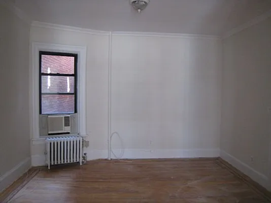 Rented by Metropolitan Equities | media 28