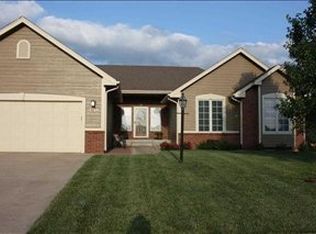 2742 SW Chauncey Ct, Topeka, KS 66614