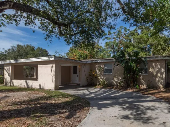 2226 E 109TH AVENUE, TAMPA, FL 33612