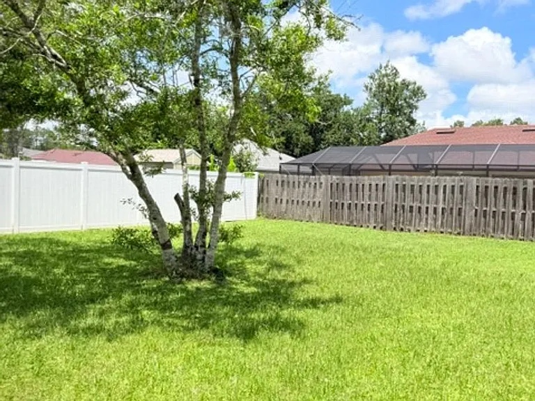 20 Palm Ln — Photo 35