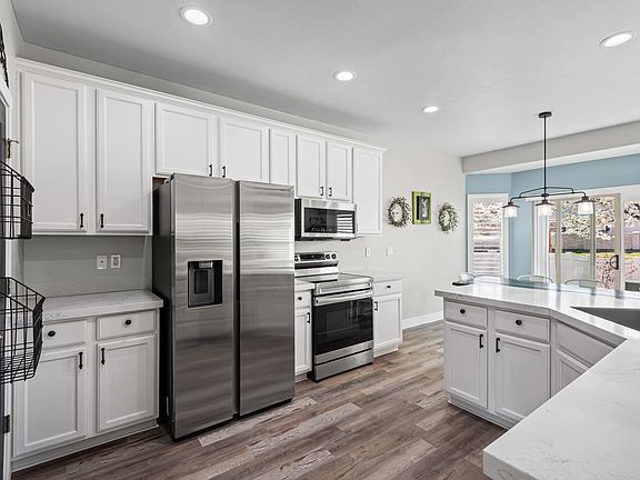 5th image of 4869 W Anise St
