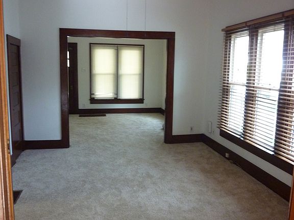5th image of 141 W Broadway St