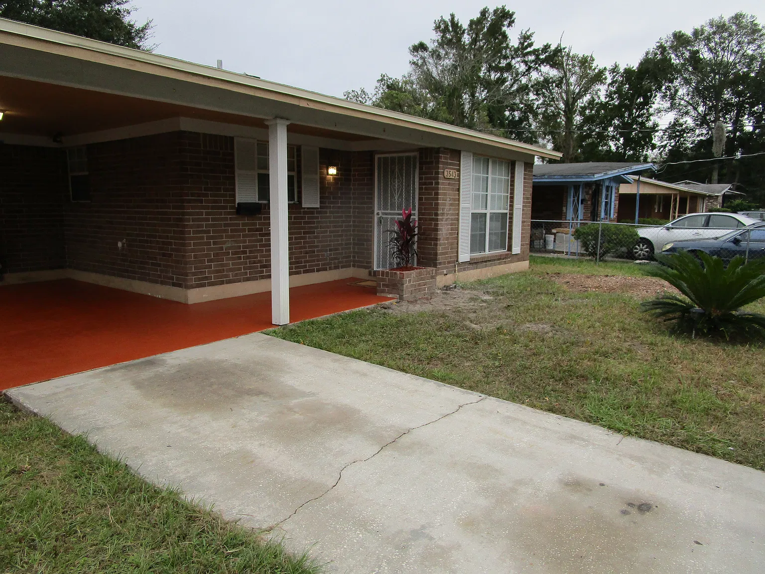 3 bed, 1.5 bath, 1038 sqft, $1,250 — Photo 3