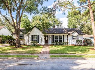 10714 Valley Forge Dr, Houston, TX 77042