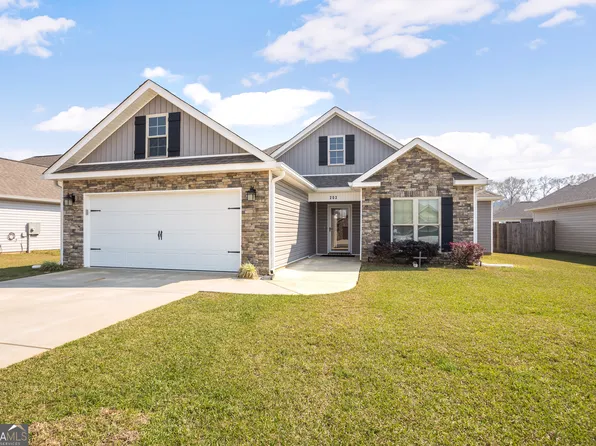 203 Huxley Ter, Bonaire, GA 31005